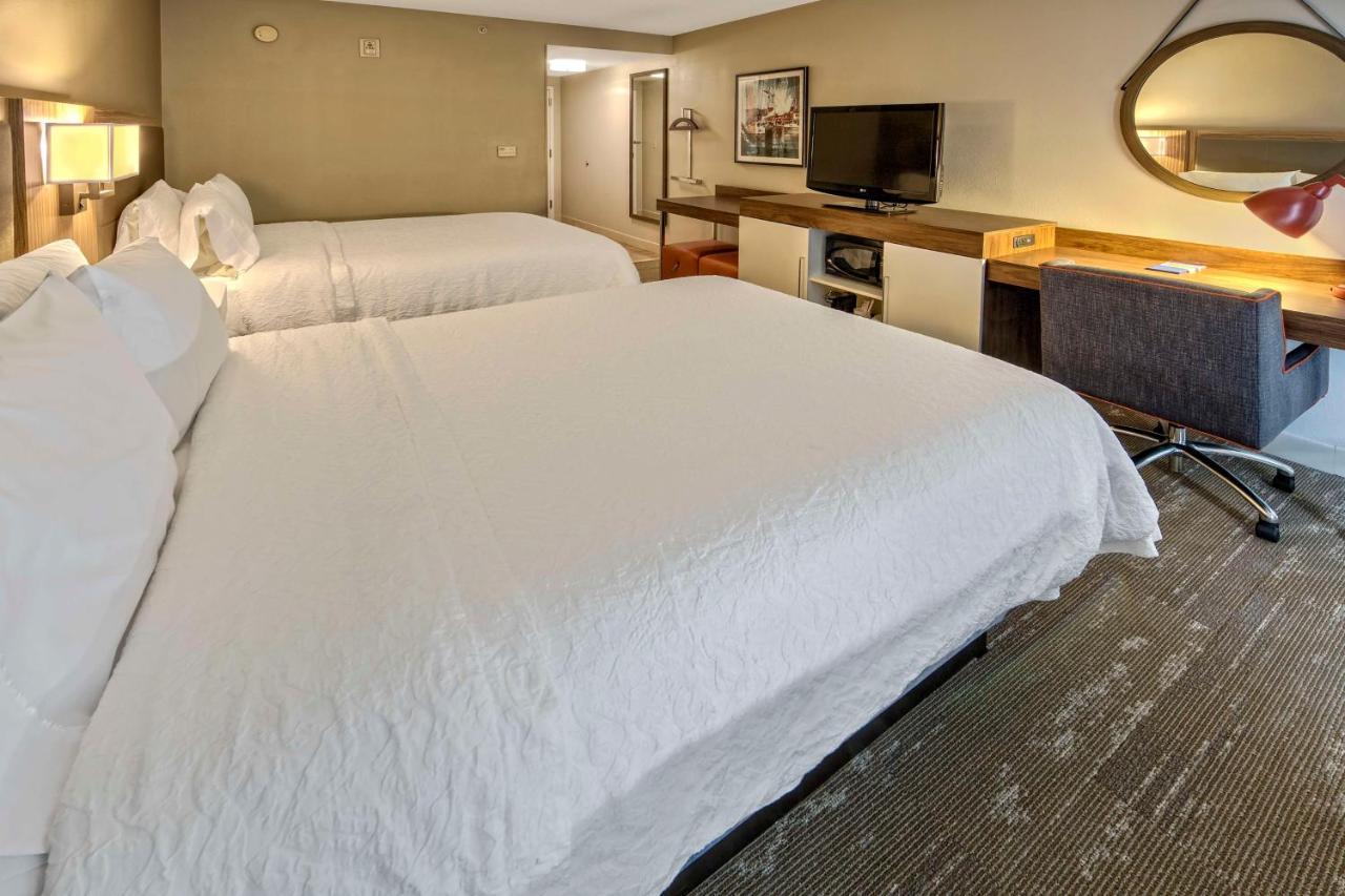 Hampton Inn & Suites Fort Myers Estero Esterno foto